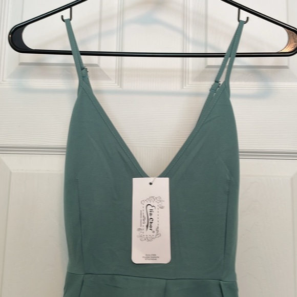 NWT Elia Cher Spaghetti Strap Teal Dress Size 4-6 Summer Sun Dress Pleated - Picture 3 of 13